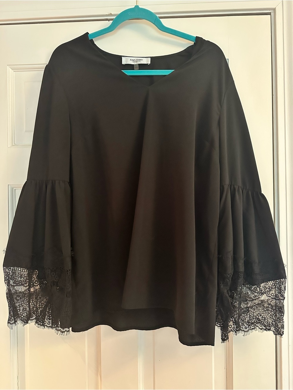 Jones Studio Black Bell-Sleeve Blouse with eyelash  Lace Trim